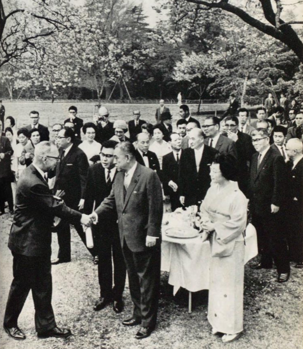 Eisaku Satō